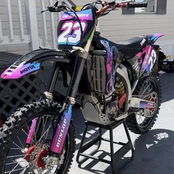 Yamaha YZ450F 2006 Dirtbike