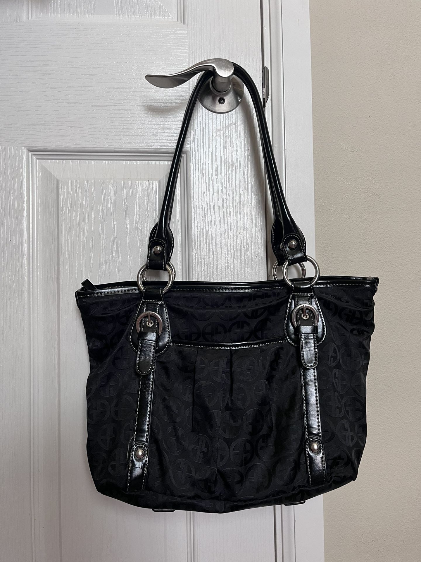 GIANI Bernini Bag Like New 