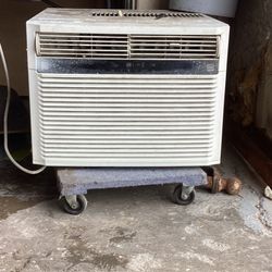 Large Window AC Unit 