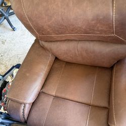 Recliner Chairs 2 Of Them A Dresser And A End Table 