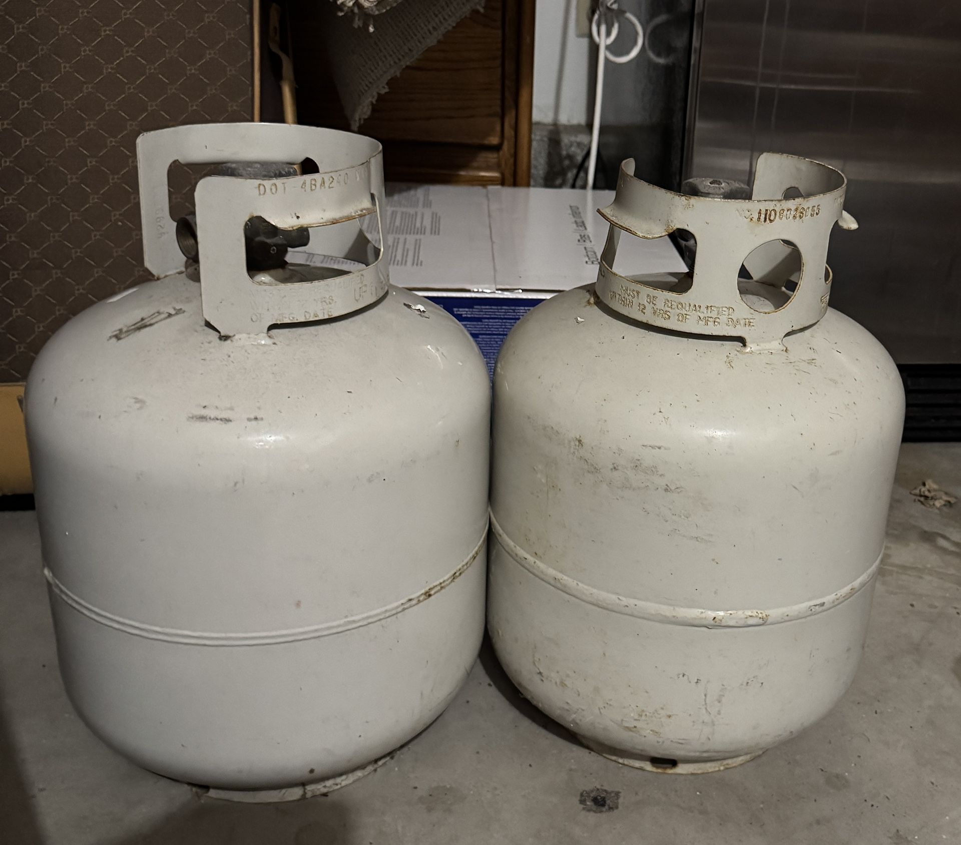Propane Tanks 
