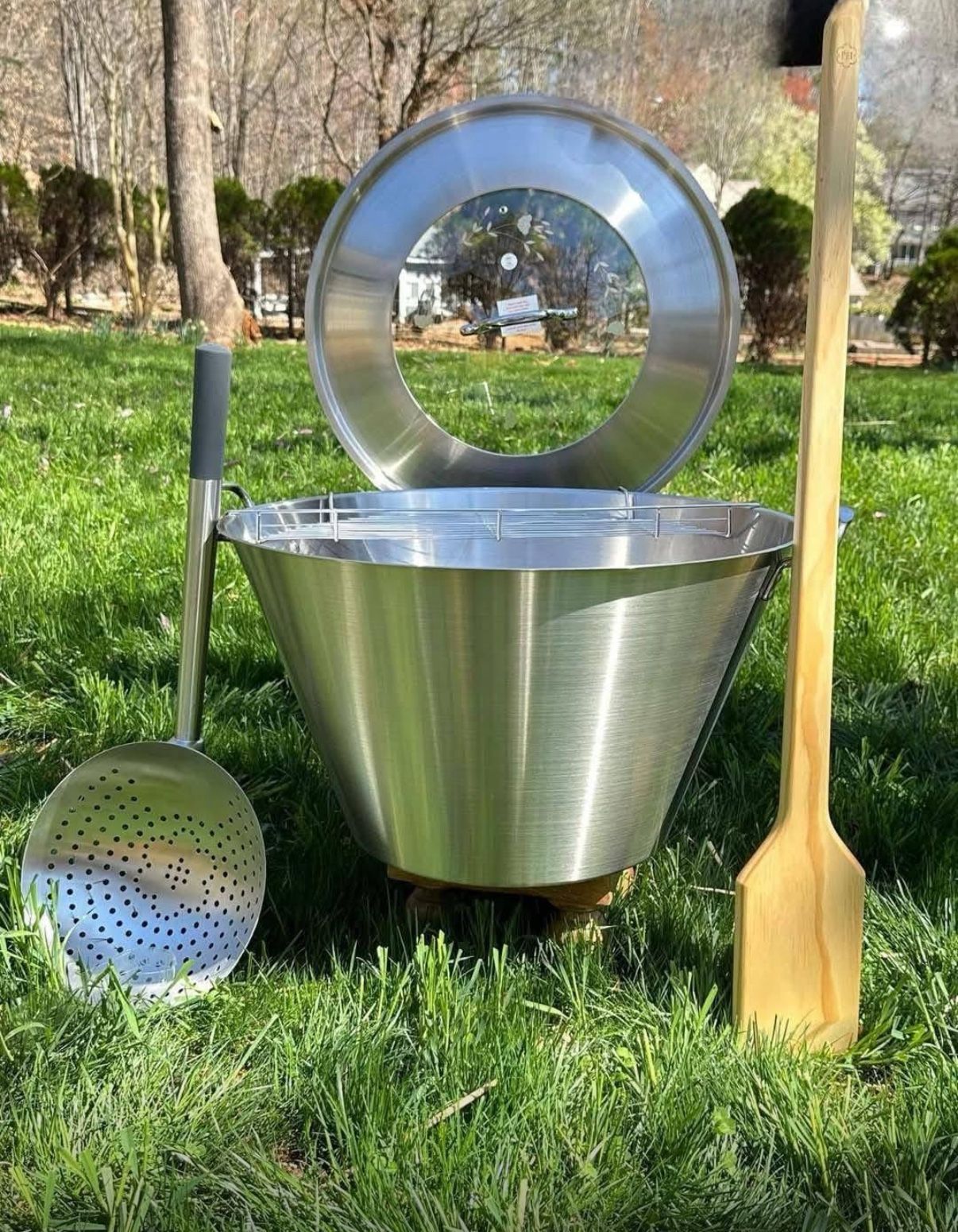 Cazo De 50 Quartos Con Pala Y Colador