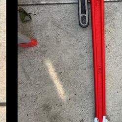 New Commercial RIDGID Pipe Wrench 48” 