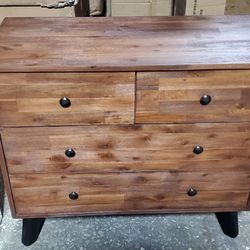 Calla Brown 4-Drawer Wood Dresser (NEW)