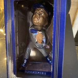 FERNANDO VALUENZUELA BOBBLE HEAD