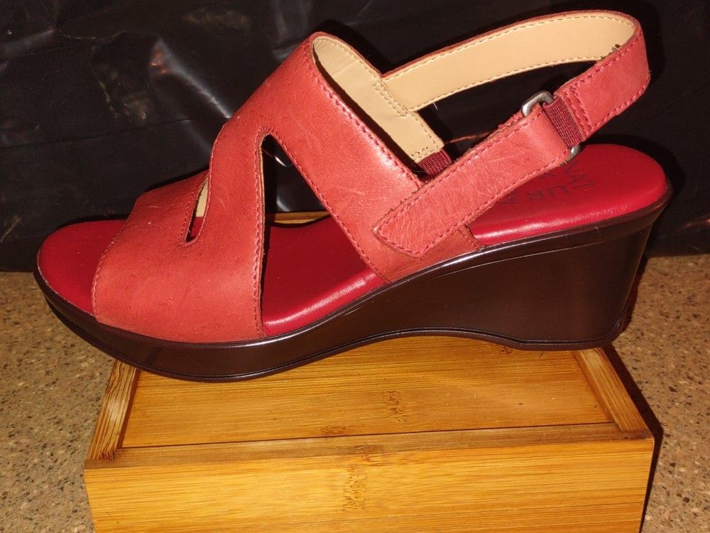 Naturalizer Valerie Red Leather Wedge Sandals