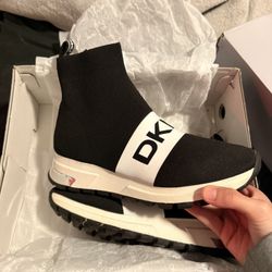 DKNY Women’s Shoes