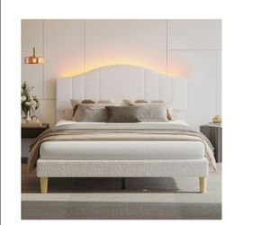 Selling Queen size bed with mattress