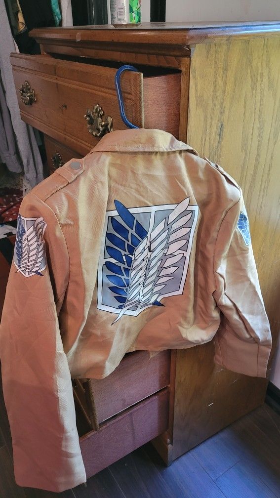 Attack on titans cosplay coat junior size large