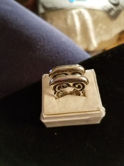 Unique sterling silver ring