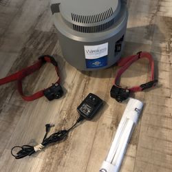 PetSafe Wireless Pet Containment System Fence With 2 Collars And Flags Works Great 
