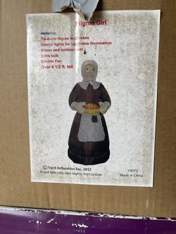 Husband And Wife Pilgrims Blowups 🍁🍂🎃🌾