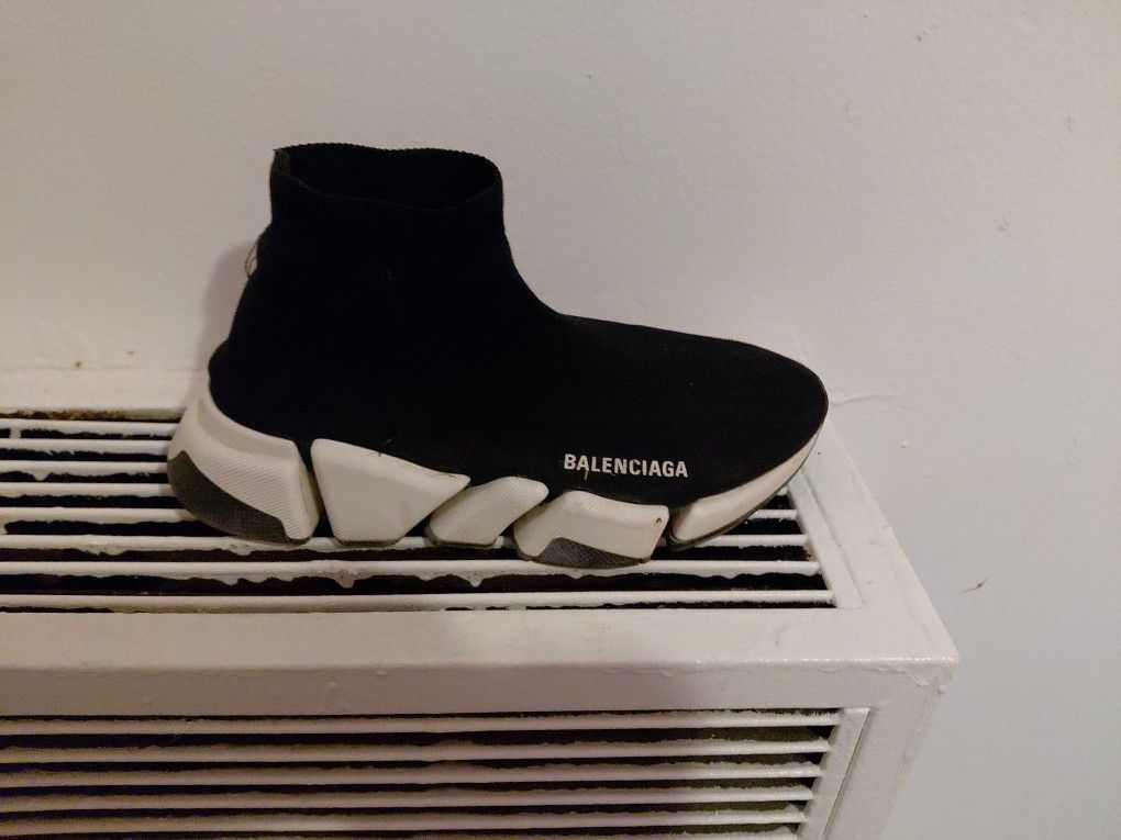 Valenciaga Shoes