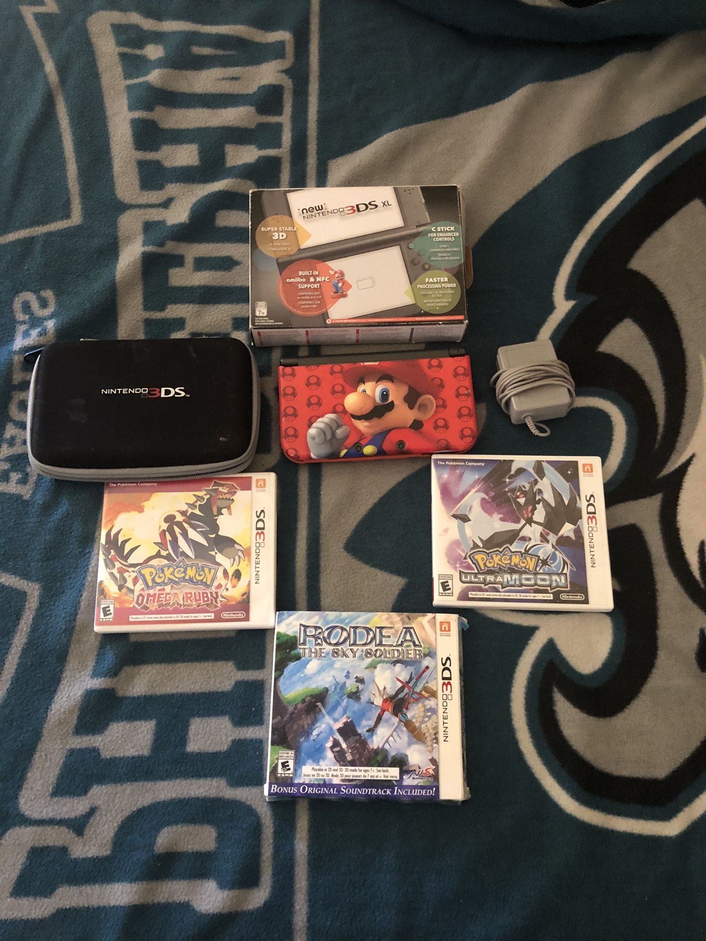 Nintendo 3DS XL bundle with Pokémon