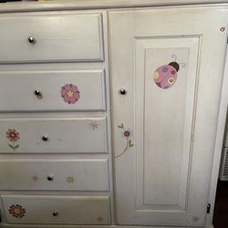 Dresser with Drawers