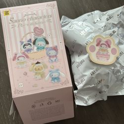 Sanrio Play with Kittens Plush Keychain - My Melody🌸