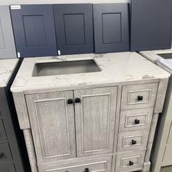 Bathroom vanity cabinet 36” solid mango Quartz top with sink and backsplash 