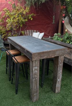 Industrial style dining gabble