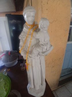 STATUE 26 inch