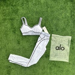 White Alo Set