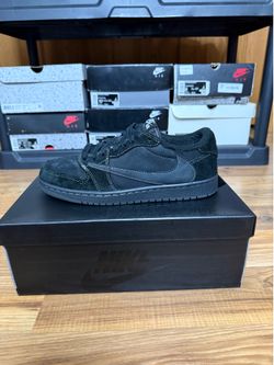 Jordan 1 low Travis Scott “Phantom” Size 8M