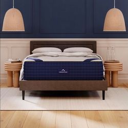 DreamCloud 14" Mattress