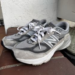New Balance 990v6 M4.5/W6