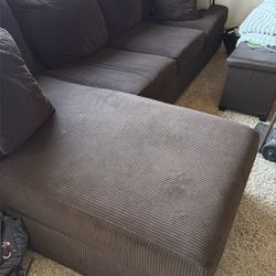 Clean No Rips Couch