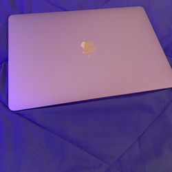 MacBook Pro (13 Inch, M2, 2022)