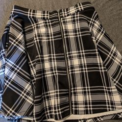 Lightly Used Hot Topic Skirt Size SM