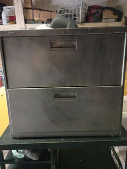 Metal storage cabinet