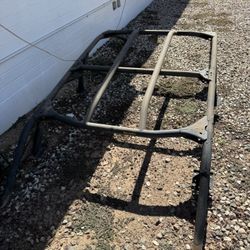 Maverick R Stock Cage