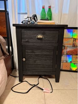 Bedside table