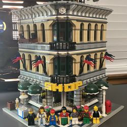 Lego Grand Emporium 10211 