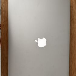 MacBook Pro  14x10inch