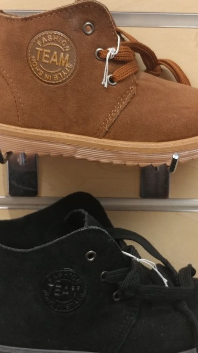 Boots / Shoes _ Boys / Kids - $14.99 = 1 Pair ( NEW ) size - 12.13. 1. 2. 3
