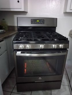 Stove general electric ( free delivery 🚚