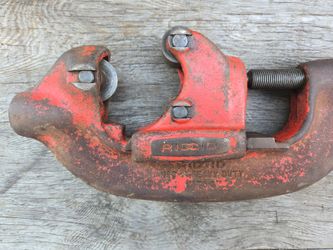 RIDGID no. 3 heavy duty pipe cutter