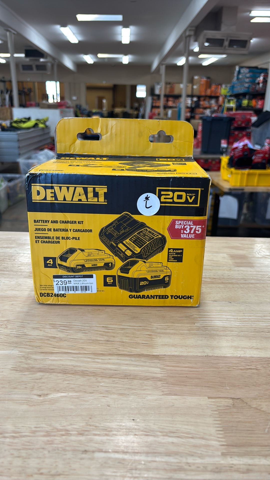 Dewalt 20V MAX Lithium-Ion 6.0Ah and 4.0Ah Battery and Charger Starter Kit