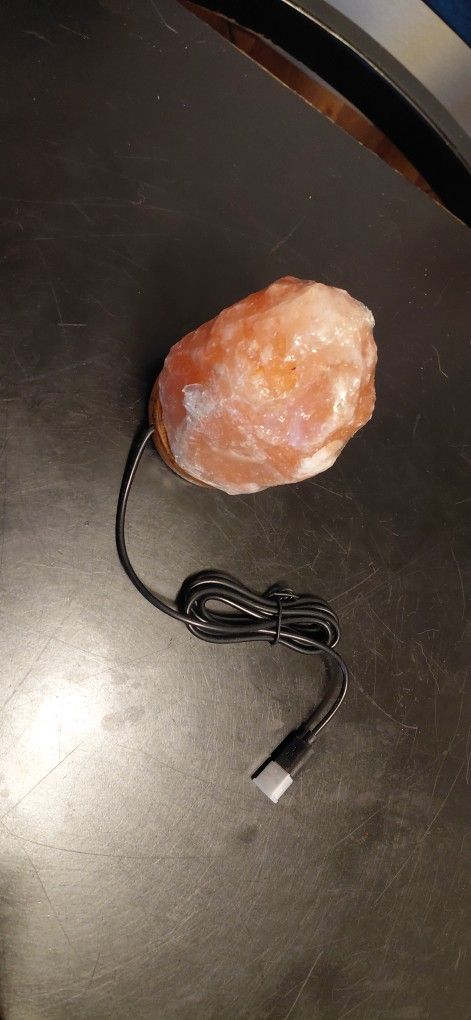 Fanhao Salt Lamp