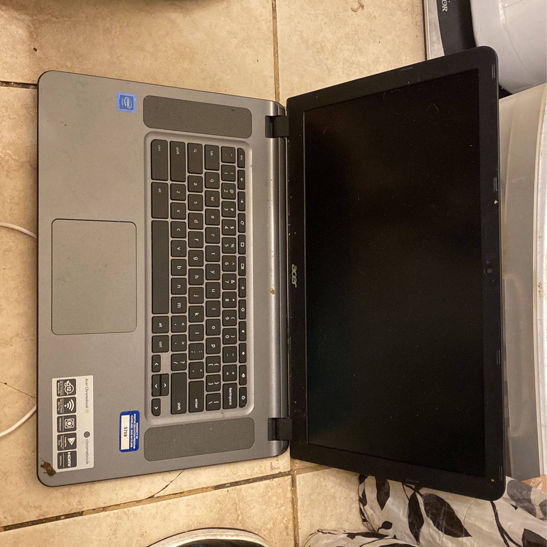 Acer Chromebook (Charger included!) Parts Only!!