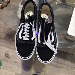New Vans Men’s 8