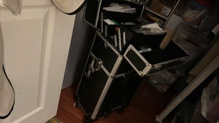 Train Case With Microblading Full Set Of Items