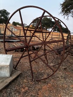 Antique wire wheel need gone ASAP