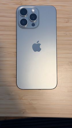 iPhone 15 Pro Max 256GB Unlocked Natural Titanium