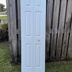 (1) 24” x 77” 6 Panel Textured Bi-fold, Interior Doors, White