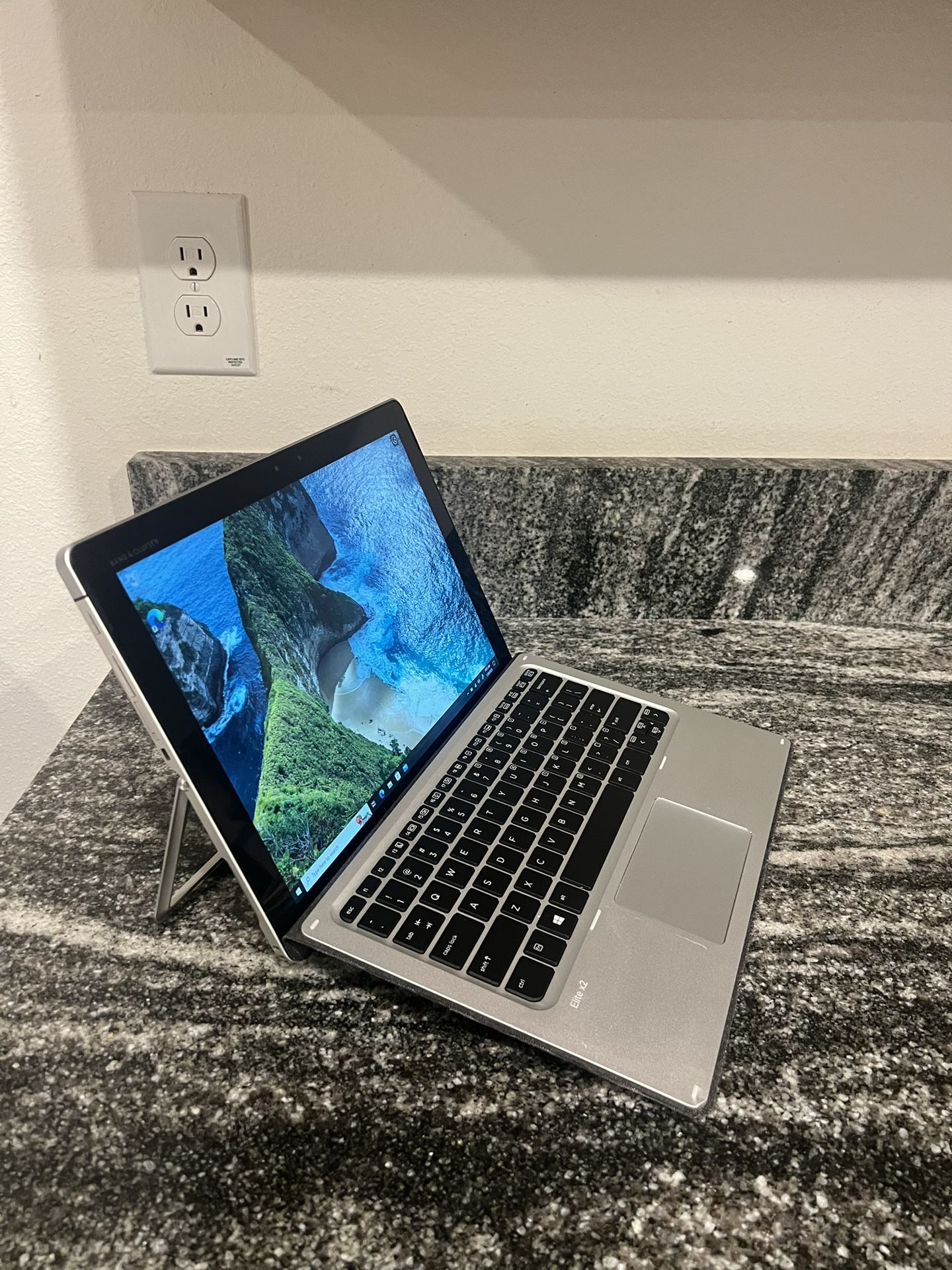 Hp Elite X2, Core i5, Ram 8Gb, ssd 256 Gb