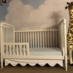 Liberty 3-in-1 Convertible Spindle Crib and Toddler Conversion Kit with Naturepedic Mattress