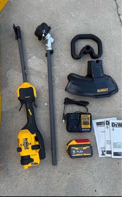 DEWALT FLEXVOLT 60V MAX 17 in. Cordless Battery Powered Attachment Capable Trimmer Kit with (1) FLEXVOLT 9 Ah Battery & Charger