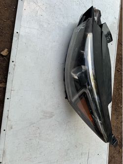 2017-2019 Kia cadenza headlight
